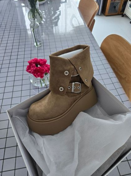 รองเท้า Mashmellow size 40  ซื้อมาลองไม่เคยได้ใส่ รูปที่ 3