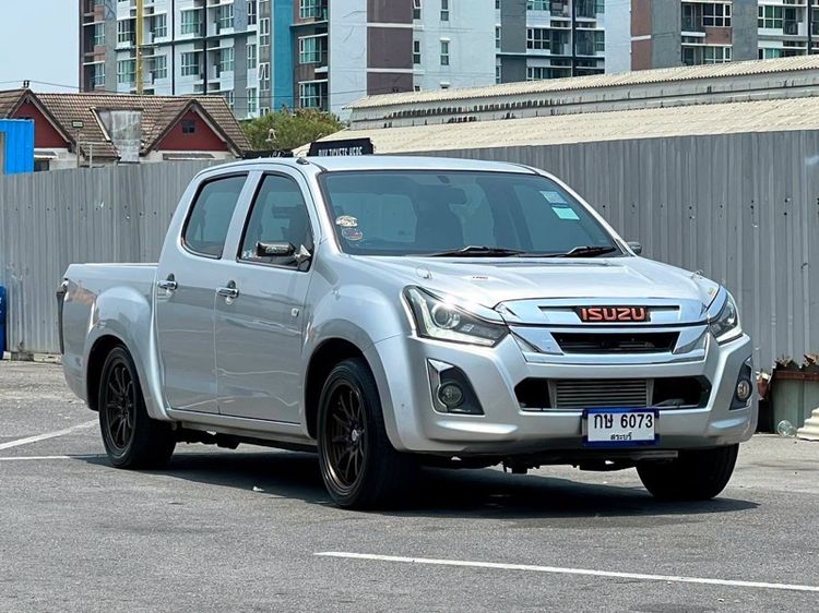 Isuzu D-MAX 2014 2.5 S Pickup ดีเซล ไม่ติดแก๊ส เกียร์ธรรมดา เทา