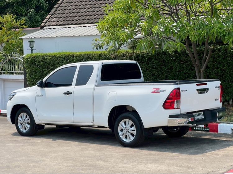 Toyota Hilux Revo 2023 2.4 Z Edition Entry Pickup ดีเซล เกียร์อัตโนมัติ ขาว รูปที่ 3