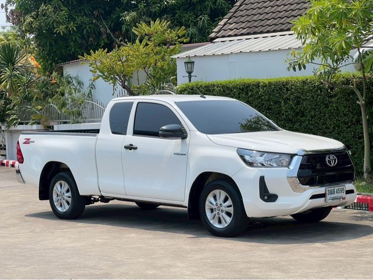 Toyota Hilux Revo 2023 2.4 Z Edition Entry Pickup ดีเซล เกียร์อัตโนมัติ ขาว รูปที่ 2
