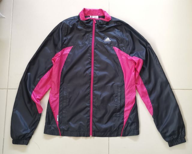 ชุดออกกำลังกาย เสื้อ​แจ๊ค​เก็ตกันลแบรนด์​ adidas​ มือ​ 2​ 