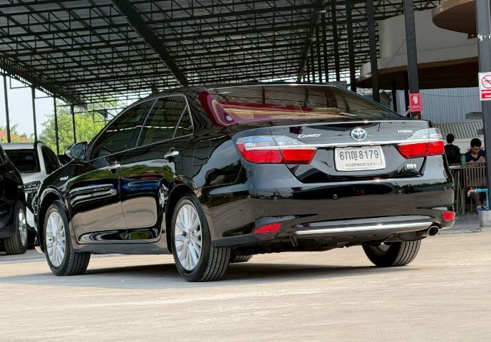 Toyota Camry 2017 2.5 HV Premium ไฮบริด เกียร์อัตโนมัติ ดำ รูปที่ 3