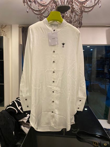 คริสเตียนดิออร์ (ติดจองค่ะ)เดรสเชิ้ต หรือ เสื้อตัวยาว พร้อมเข็มขัดกระเป๋าหนัง สภาพใหม่เอี่ยม รูปที่ 4