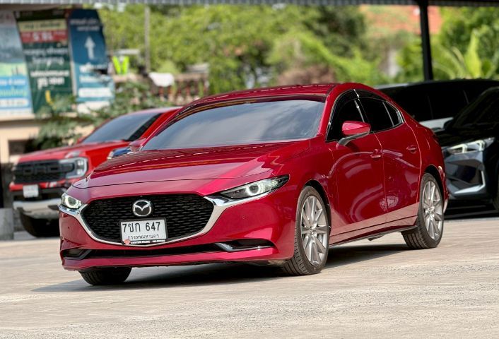 รถ Mazda Mazda3 2.0 SP สี แดง