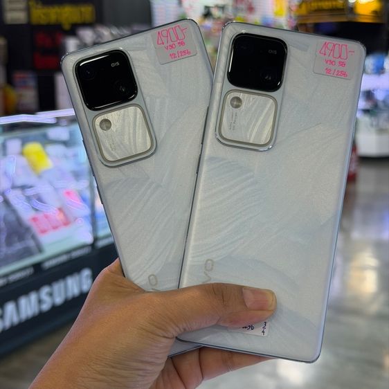 Vivo V30 สีขาว เครื่องศูนย์ สภาพสวยมากๆ จอ6.78นิ้ว แรม12รอม256 Snap7 Gen3 กล้อง50ล้าน(3ตัว)🩷🩷 รูปที่ 2