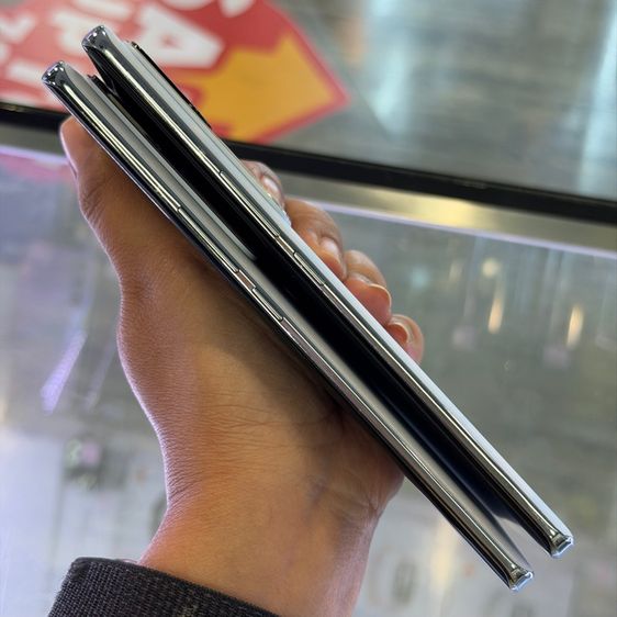Vivo V30 สีขาว เครื่องศูนย์ สภาพสวยมากๆ จอ6.78นิ้ว แรม12รอม256 Snap7 Gen3 กล้อง50ล้าน(3ตัว)🩷🩷 รูปที่ 4