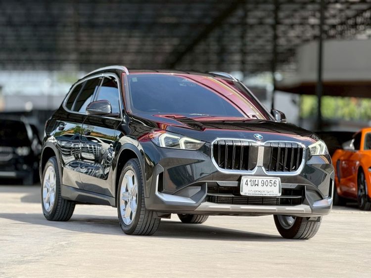 BMW X1 2023 1.5 sDrive18i xLine Utility-car เบนซิน ไม่ติดแก๊ส เกียร์อัตโนมัติ ดำ รูปที่ 3