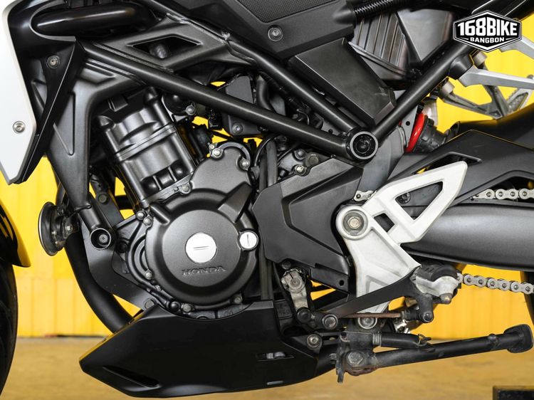 Honda CB300R ปี 2018 ดาวห์เริ่มต้นที่ 9,000 บ.  รูปที่ 16