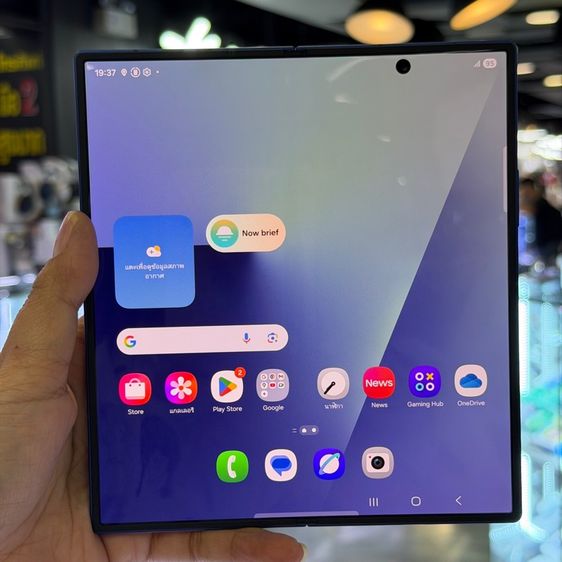 Samsung Z Fold7 512GB สีฟ้า เครื่องศูนย์ สภาพสวยมากๆ จอ8.0นิ้ว แรม12รอม512 Snap8 Elite กล้อง200ล้าน(3ตัว) ประกันศูนย์ยาวๆ🔥🔥