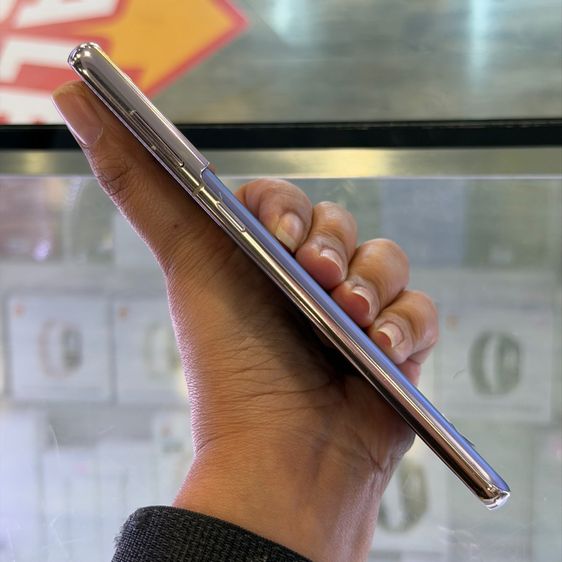 Samsung S21 Plus 5G 128GB สีม่วง เครื่องศูนย์ สภาพสวยมากๆ พื้นจอมีเส้นจางๆ จอ6.7นิ้ว แรม8รอม128 กล้องหลัง64ล้าน(3ตัว)🔥🔥 รูปที่ 4