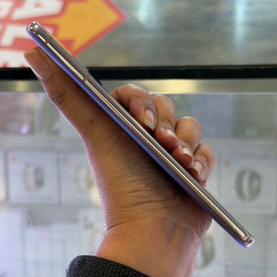 Samsung S21 Plus 5G 128GB สีม่วง เครื่องศูนย์ สภาพสวยมากๆ พื้นจอมีเส้นจางๆ จอ6.7นิ้ว แรม8รอม128 กล้องหลัง64ล้าน(3ตัว)🔥🔥 รูปที่ 3