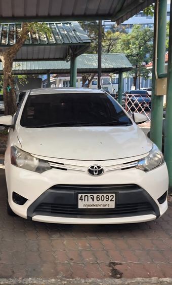 Toyota Vios 2014 1.5 J Sedan เบนซิน เกียร์อัตโนมัติ ขาว รูปที่ 3