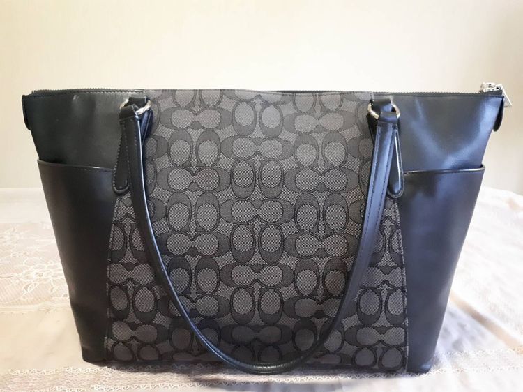 กระเป๋าสะพาย Coach F54797 สวย สภาพดีมาก  รูปที่ 2