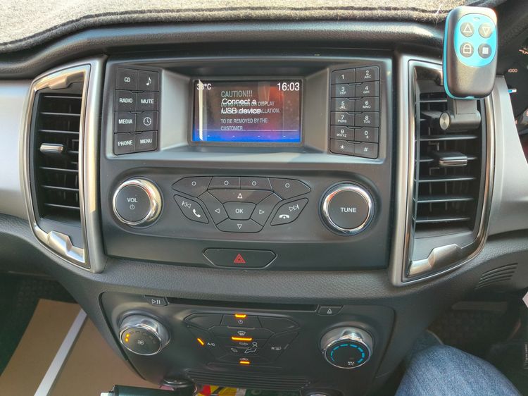 Ford Ranger 2019 2.2 Hi-Rider XLT Pickup ดีเซล ไม่ติดแก๊ส เกียร์อัตโนมัติ ดำ รูปที่ 2