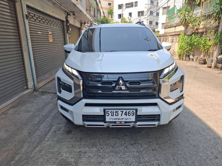 Mitsubishi Xpander 2024 1.5 Cross Utility-car เบนซิน เกียร์อัตโนมัติ ขาว รูปที่ 3