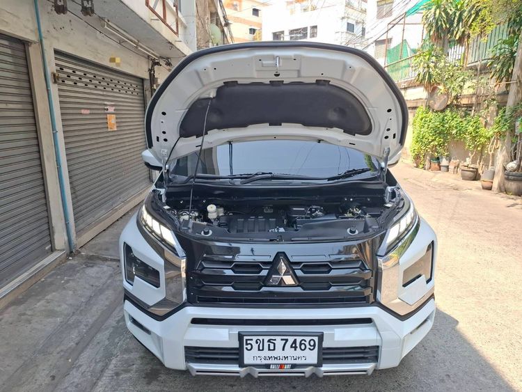 Mitsubishi Xpander 2024 1.5 Cross Utility-car เบนซิน เกียร์อัตโนมัติ ขาว รูปที่ 4