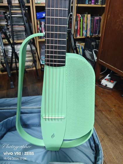 อื่นๆ กีต้าร์โปร่ง Enya nex g se.  สภาพเหมือนใหม่ ใช้งานปกติ  พร้อมเคส  สายชาร์จ  เหล็กขันคอ ไมค์บลูทูธ ขาย 10000 บาทนัดรับ ถนนราชปรารภ ครับ