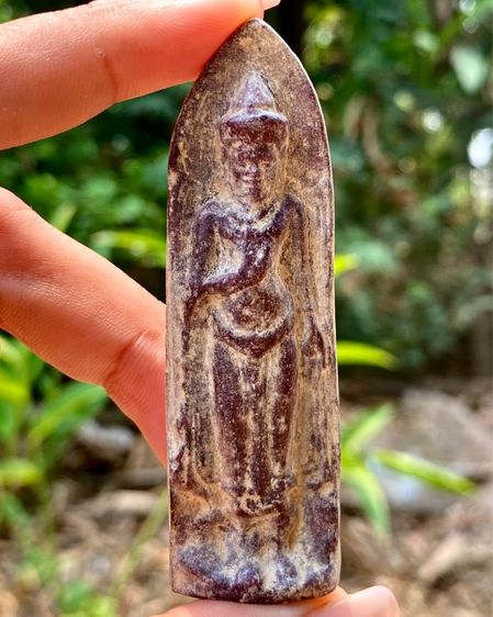 พระร่วงหลังรางปืน พิมพ์นิยม กรุวัดพระศรีรัตนมหาธาตุราชวรวิหาร(กรุวัดพระปรางค์)