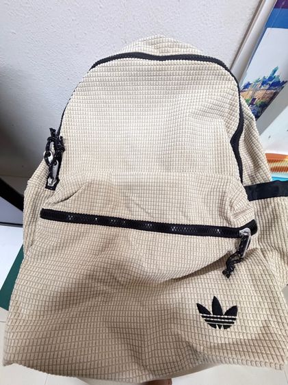 กระเป๋าอาดิดาส