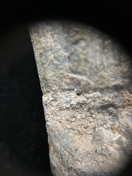 พระร่วงยืนเนื้อชินเงินหลังหลังปืน รูปที่ 12