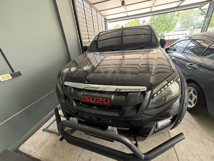 Isuzu D-MAX 2014 2.5 Hi-Lander Z Prestige Ddi VGS Turbo Pickup ดีเซล ไม่ติดแก๊ส เกียร์ธรรมดา ดำ รูปที่ 4
