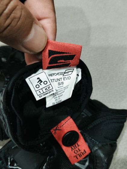 ขอขายถุงมือมอเตอร์ไซด์แบรนด์ five 5 รุ่น Stunt Evo สีดำ ไซส์ S เบอร์8 สำหรับผู้หญิงสภาพเกือบใหม่มากหรือเหมือนใหม่ผลิตในจีน รูปที่ 8