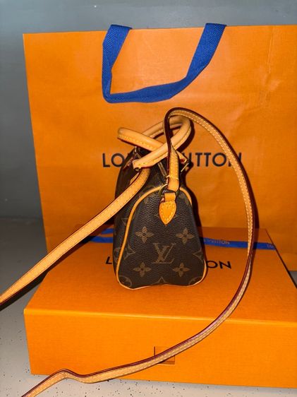 กระะป๋า LV Nano Speedy รูปที่ 3