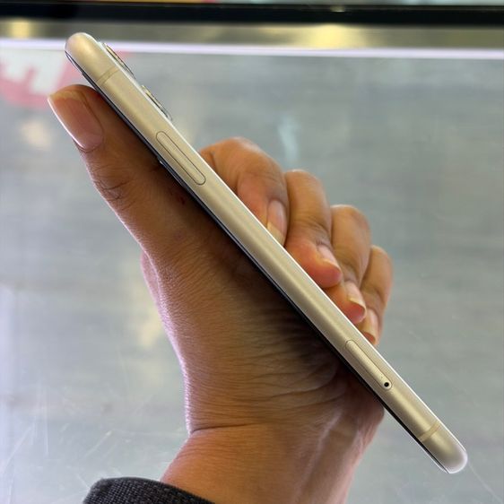 iPhone11 128GB สีขาว เครื่องศูนย์ โมเดลTH สภาพสวยมากๆ 🔥🔥 รูปที่ 4