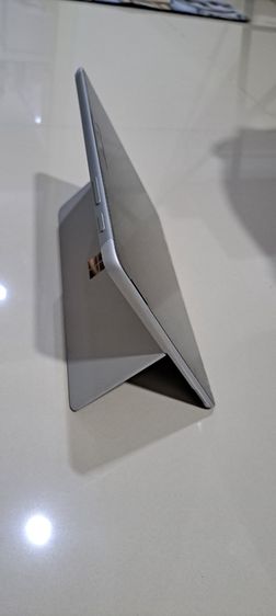 Microsoft Surface GO รูปที่ 4
