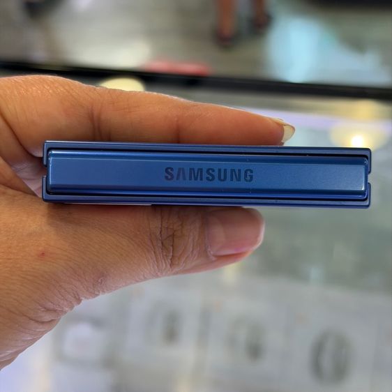 Samsung Z Flip7 512GB สีน้ำเงิน เครื่องศูนย์ สภาพสวยมาก จอ6.9นิ้ว แรม12รอม512 กล้อง50ล้าน(2ตัว) ประกันศูนย์ยาวๆ🔥🔥 รูปที่ 12