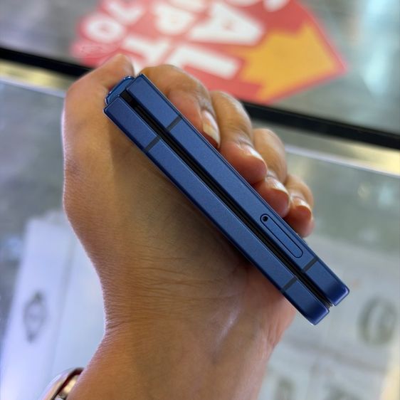 Samsung Z Flip7 512GB สีน้ำเงิน เครื่องศูนย์ สภาพสวยมาก จอ6.9นิ้ว แรม12รอม512 กล้อง50ล้าน(2ตัว) ประกันศูนย์ยาวๆ🔥🔥 รูปที่ 9