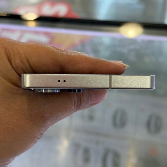 Samsung S25 Ultra Titanium Silverblue เครื่องศูนย์ สภาพสวยมากๆ จอ6.9นิ้ว แรม12รอม256 Snap8 Elite กล้อง200ล้าน(4ตัว) 🔥🔥 รูปที่ 6