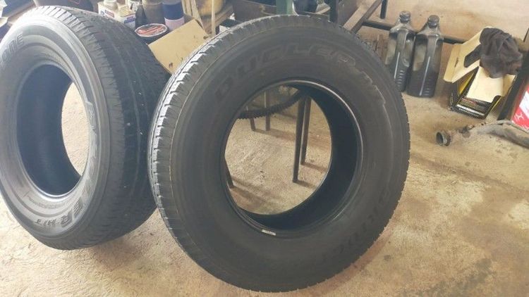 ขายยาง Bridgestone 255-70r-16ปี21 2 เส้น 2,000 บาท 