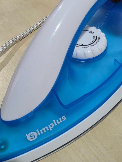 📢 ขาย เตารีดไอน้ําพกพา Simplus GTJH008WH00 รูปที่ 3
