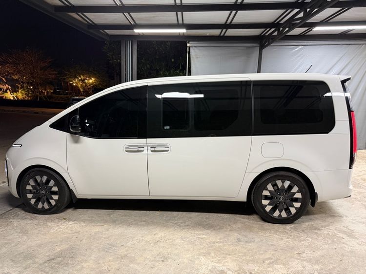 Hyundai Staria 2023 PREMIUM 2.2 Van ดีเซล ไม่ติดแก๊ส เกียร์อัตโนมัติ ขาว รูปที่ 3