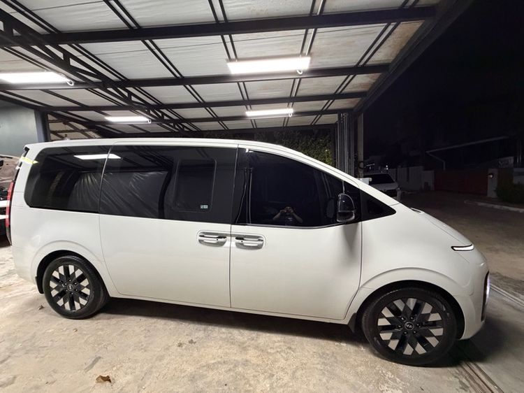 Hyundai Staria 2023 PREMIUM 2.2 Van ดีเซล ไม่ติดแก๊ส เกียร์อัตโนมัติ ขาว รูปที่ 2