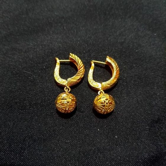 เครื่องประดับ สร้อยข้อมือ ต่างหู รูปที่ 4