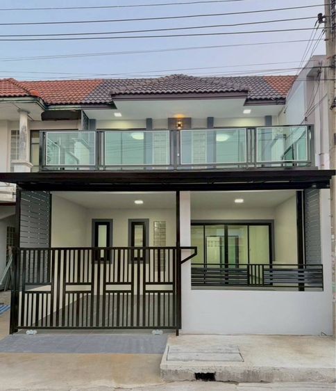     บ้านถนนเมน ค้าขายได้ บัวทอง 4 ราคา 1.99 ล้าน