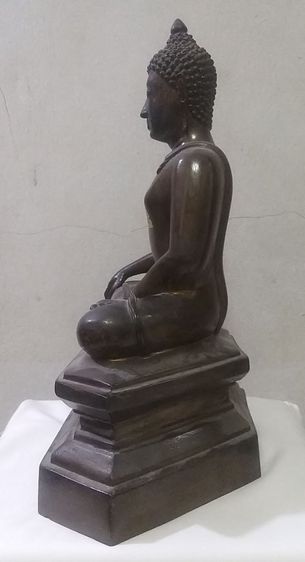 พระสมเด็จพระยุพราช หน้าตัก 9 นิ้ว พร้อมหนังสือประวัติการจัดสร้าง รูปที่ 2