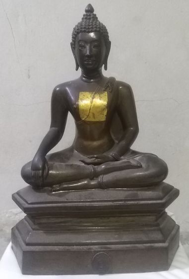 พระสมเด็จพระยุพราช หน้าตัก 9 นิ้ว พร้อมหนังสือประวัติการจัดสร้าง