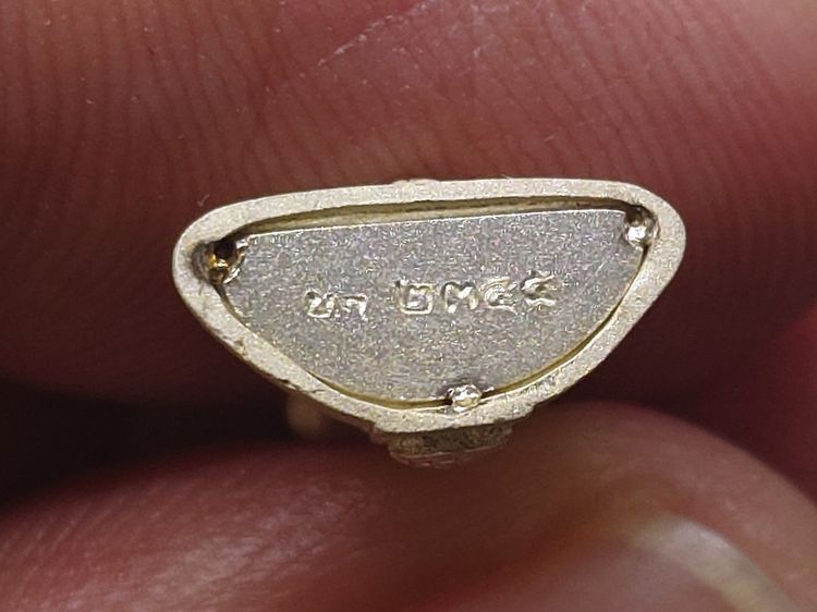 หลวงพ่อพุทธโสธร ลอยองค์ เนื้อเงิน พิมพ์เล็ก รุ่น ๑๑๑ ปี โรงเรียนเบญจมราชรังสฤษฎิ์ ปี2546 พร้อมกล่องเดิม รูปที่ 7