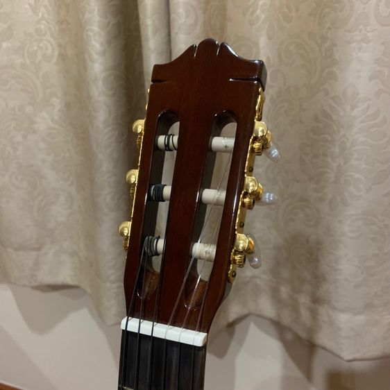 กีตาร์ Yamaha C-70 รูปที่ 2