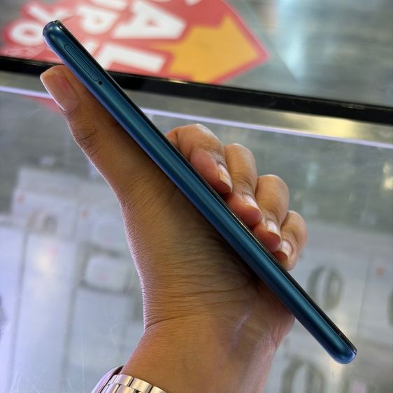 Samsung A12 สีฟ้า เครื่องศูนย์ สภาพสวยมากๆ จอมีจุดไบร์ทเล็กๆ จอ6.5นิ้ว แรม4รอม128 กล้อง48ล้าน(4ตัว)🔥🔥 รูปที่ 3