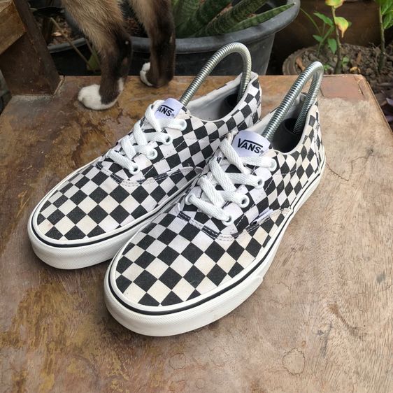 รองเท้าผ้าใบ หลากสี ผ้า UK 5.5 | EU 38 2/3 | US 7 อื่นๆ รองเท้ามือสองvans size 38.5ยาว24.5cm