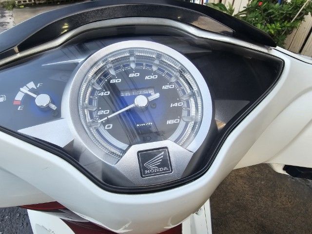 Honda Wave125iปี2018สตาร์ทมือล้อแม็คกุญแจ2ดอกสภาพพร้อมใช้รถบ้านเจ้าของขายเอง รูปที่ 4