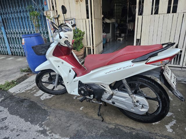 Honda Wave125iปี2018สตาร์ทมือล้อแม็คกุญแจ2ดอกสภาพพร้อมใช้รถบ้านเจ้าของขายเอง รูปที่ 16