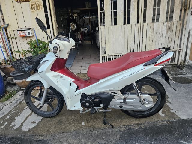 Honda Wave125iปี2018สตาร์ทมือล้อแม็คกุญแจ2ดอกสภาพพร้อมใช้รถบ้านเจ้าของขายเอง รูปที่ 14