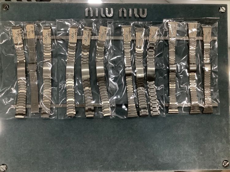 ขายนาฬิกาสแตนเลสอย่างดีขนาดตามรูปราคาติดอยู่ที่สินค้า รูปที่ 4