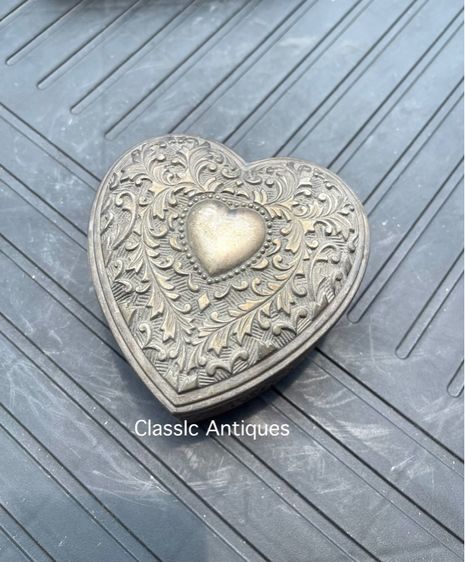 ตลับหัวใจ ซิลเวอร์เพลส Silver Plate เก่าสะสม