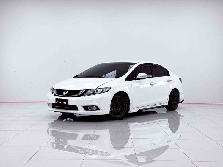 Honda Civic 2014 1.8 ES i-VTEC Sedan เบนซิน ไม่ติดแก๊ส เกียร์อัตโนมัติ ขาว